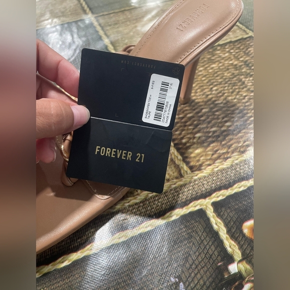 Forever 21 Beige Chain Strap Heels - Picture 6 of 6